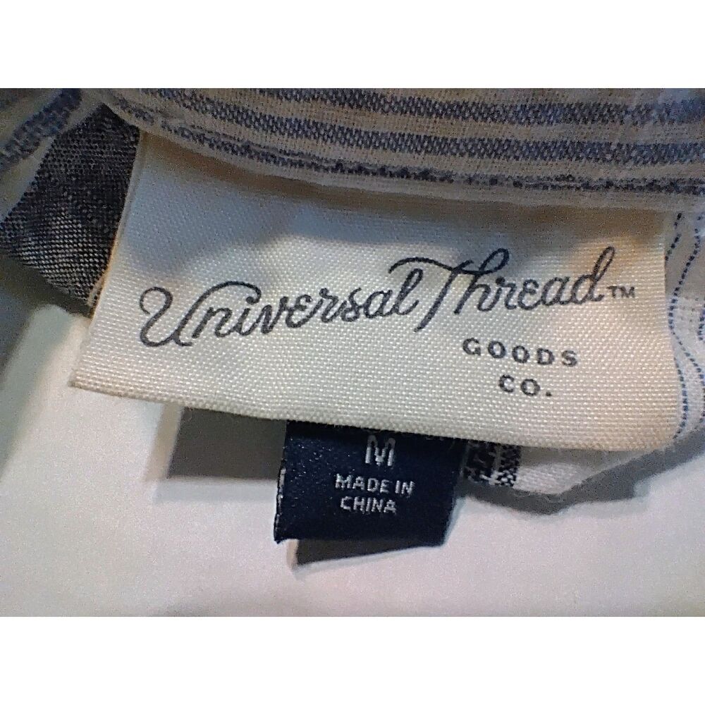 🔥 Universal Thread Ruffle High Neck Tank‎ Top - Size M - Excellent! FAST SHIP! - Picture 4 of 5